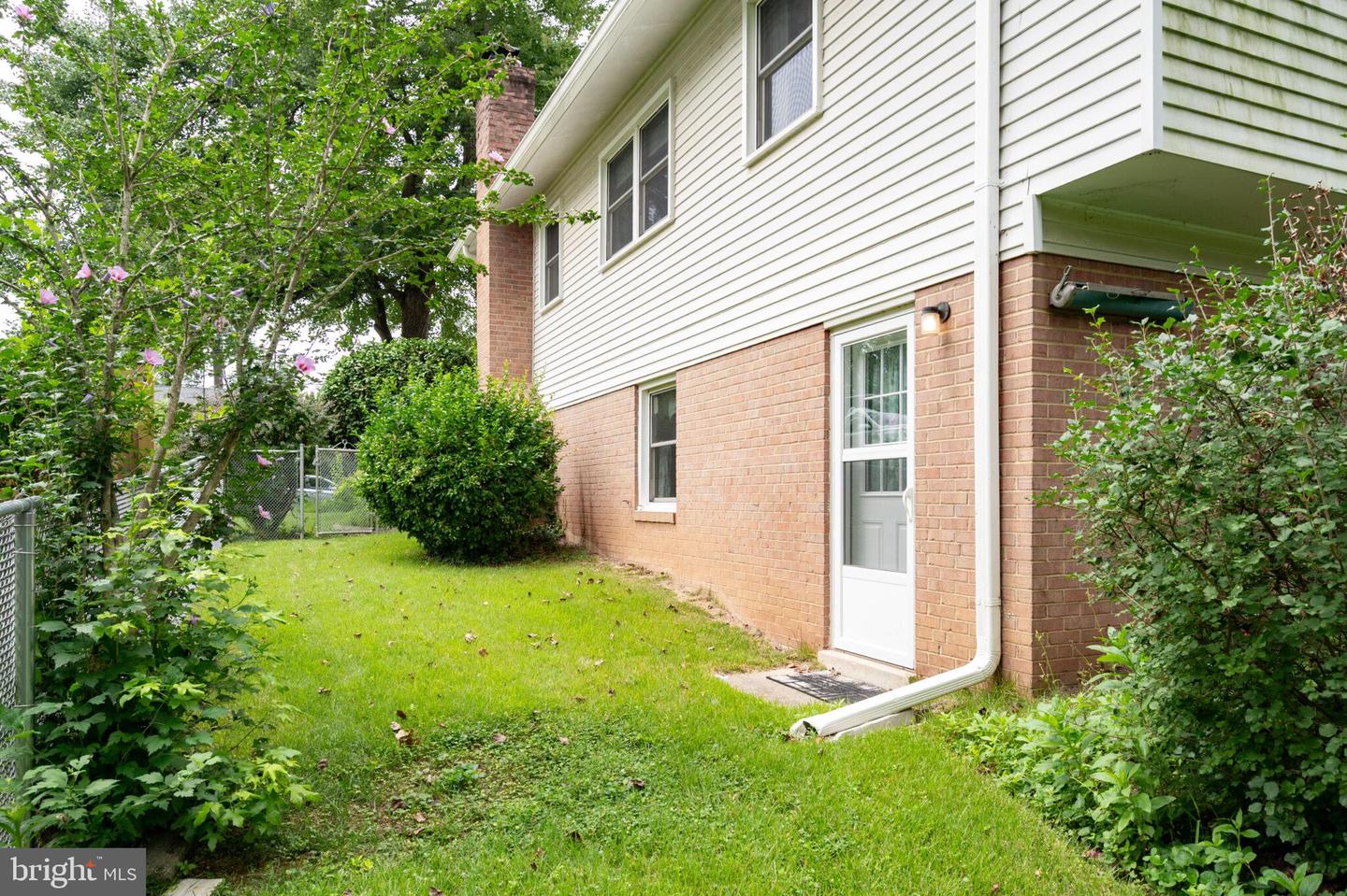 8202 GREELEY BLVD, SPRINGFIELD, Virginia 22152, 4 Bedrooms Bedrooms, ,2 BathroomsBathrooms,Residential,For sale,8202 GREELEY BLVD,VAFX2259042 MLS # VAFX2259042