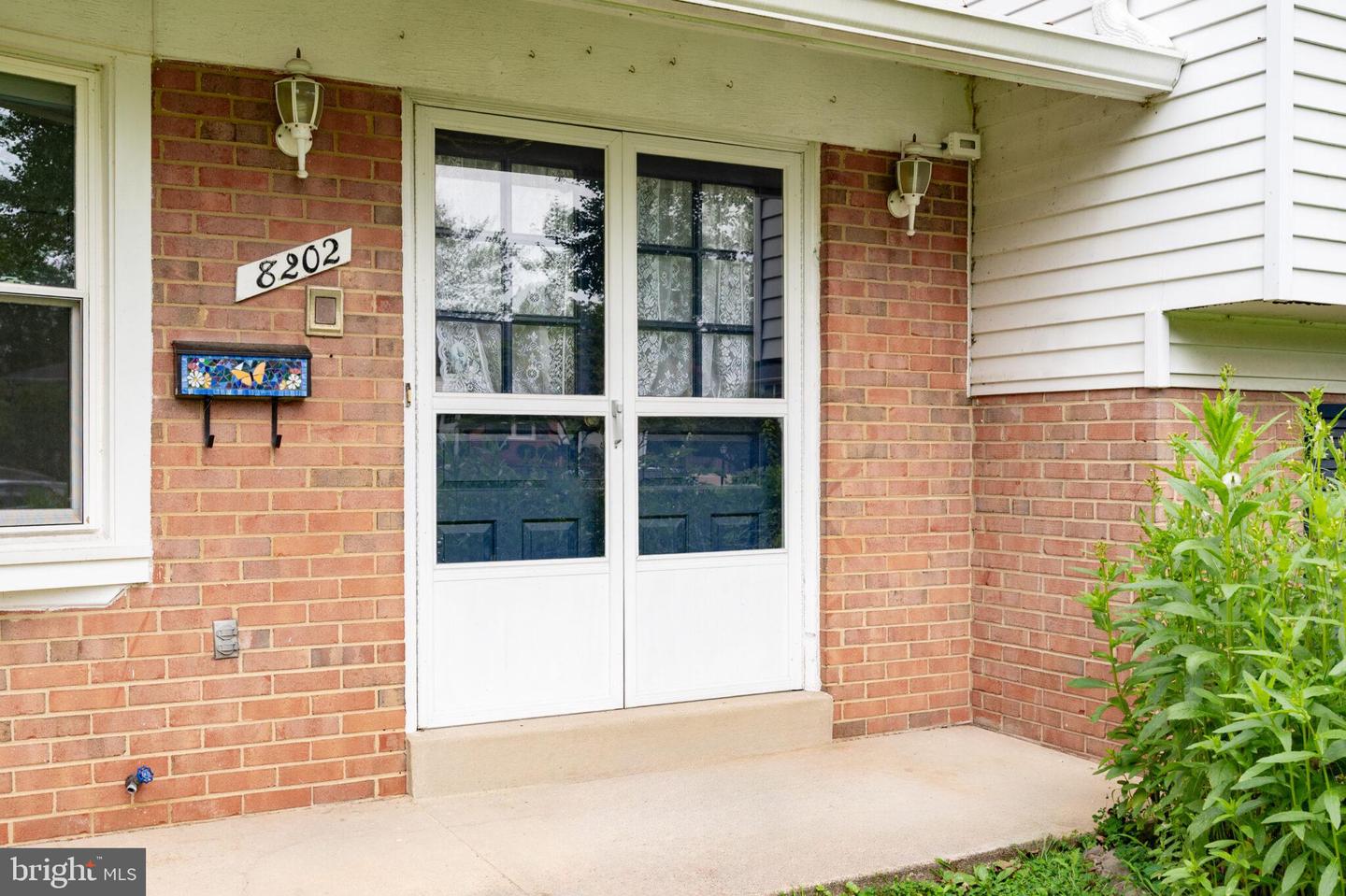 8202 GREELEY BLVD, SPRINGFIELD, Virginia 22152, 4 Bedrooms Bedrooms, ,2 BathroomsBathrooms,Residential,For sale,8202 GREELEY BLVD,VAFX2259042 MLS # VAFX2259042
