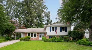 8202 GREELEY BLVD, SPRINGFIELD, Virginia 22152, 4 Bedrooms Bedrooms, ,2 BathroomsBathrooms,Residential,For sale,8202 GREELEY BLVD,VAFX2259042 MLS # VAFX2259042