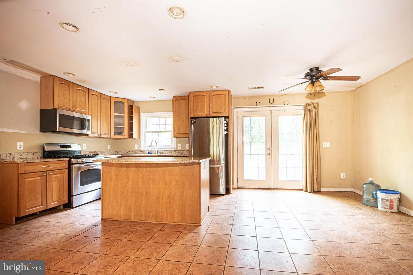 9478 MERRIMAC LN, MARSHALL, Virginia 20115, 4 Bedrooms Bedrooms, ,3 BathroomsBathrooms,Residential,For sale,9478 MERRIMAC LN,VAFQ2017780 MLS # VAFQ2017780