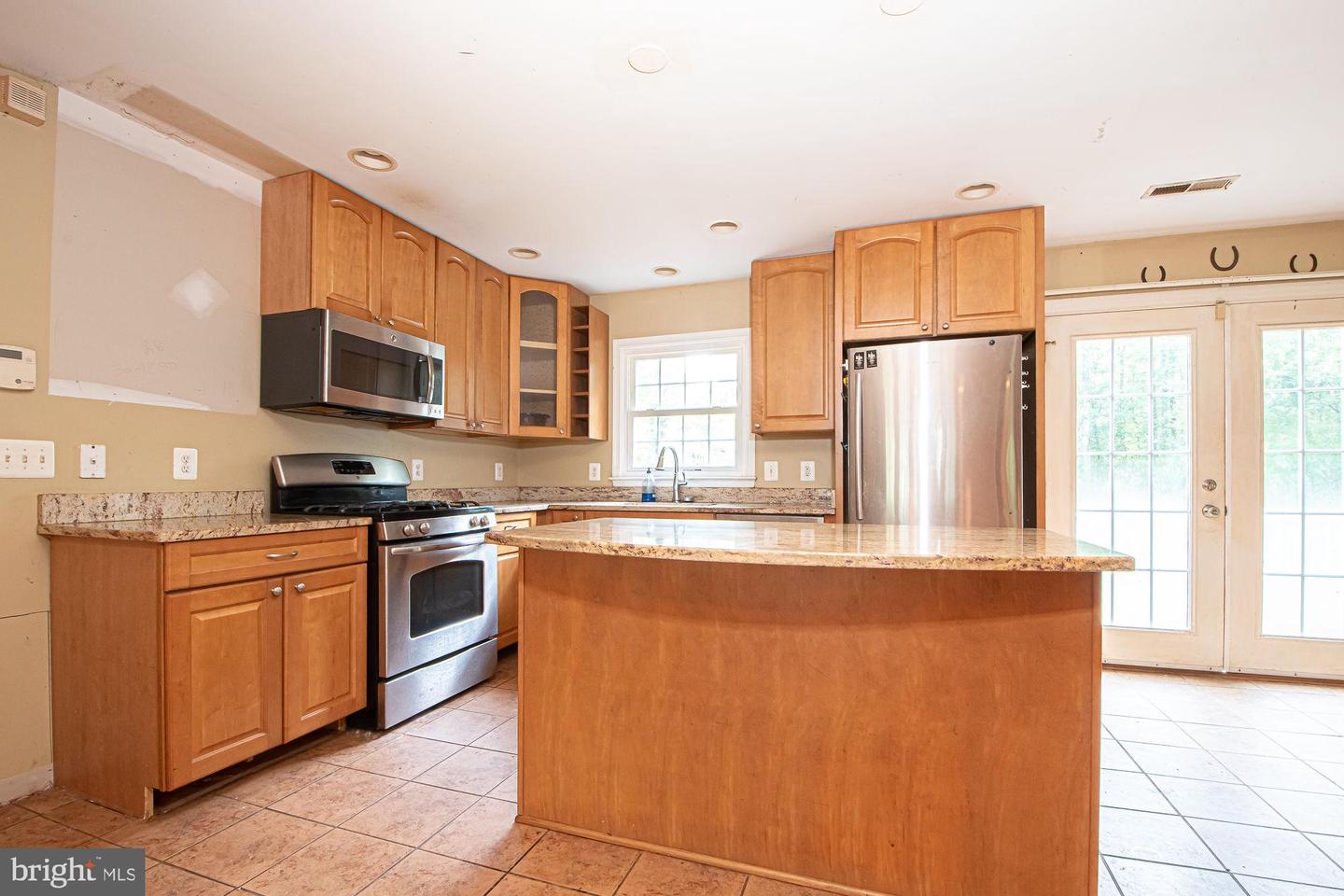 9478 MERRIMAC LN, MARSHALL, Virginia 20115, 4 Bedrooms Bedrooms, ,3 BathroomsBathrooms,Residential,For sale,9478 MERRIMAC LN,VAFQ2017780 MLS # VAFQ2017780