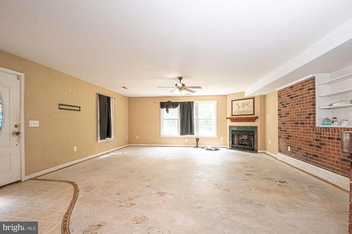 9478 MERRIMAC LN, MARSHALL, Virginia 20115, 4 Bedrooms Bedrooms, ,3 BathroomsBathrooms,Residential,For sale,9478 MERRIMAC LN,VAFQ2017780 MLS # VAFQ2017780