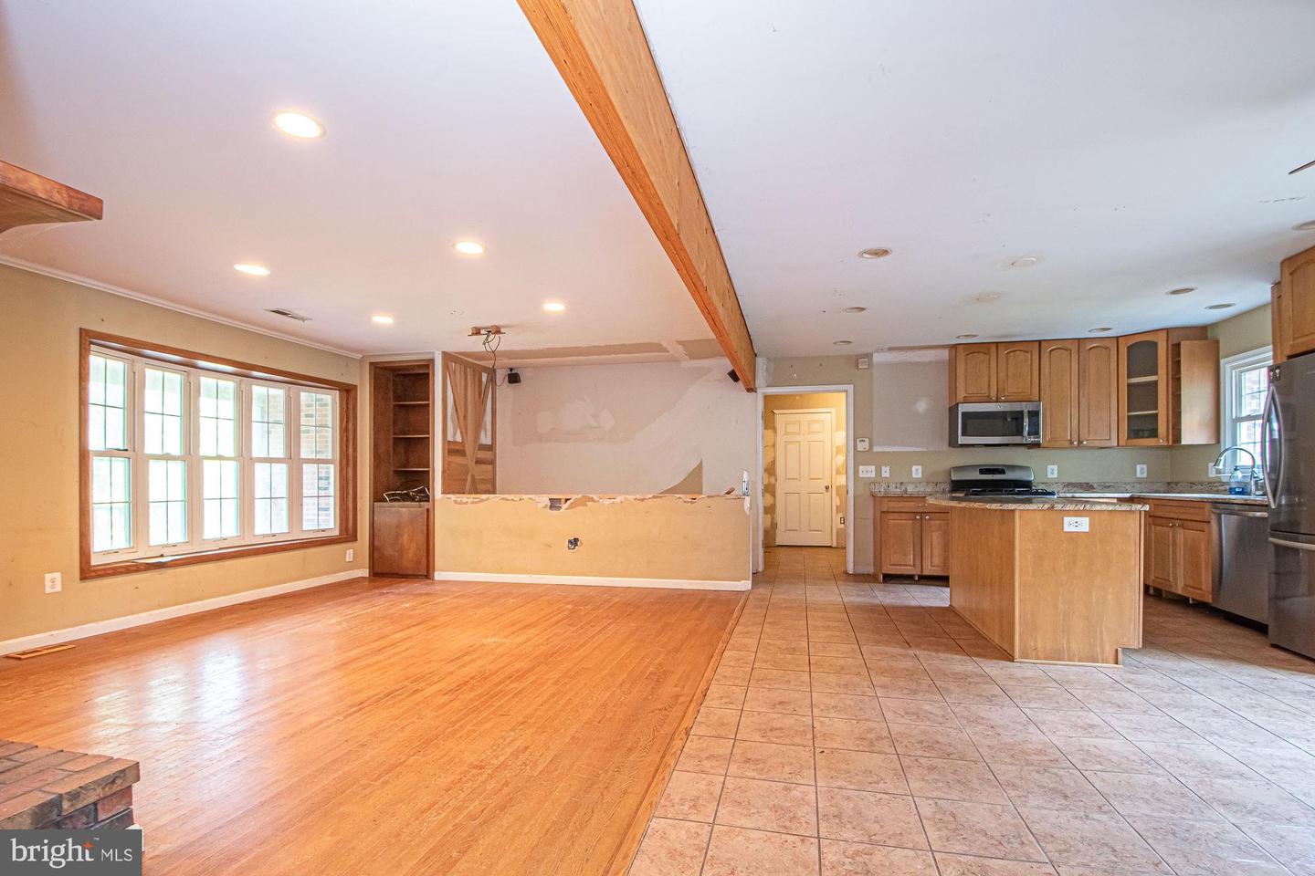 9478 MERRIMAC LN, MARSHALL, Virginia 20115, 4 Bedrooms Bedrooms, ,3 BathroomsBathrooms,Residential,For sale,9478 MERRIMAC LN,VAFQ2017780 MLS # VAFQ2017780