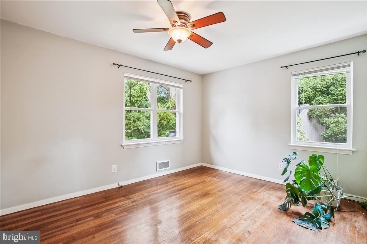 1600 REVERE DR, ALEXANDRIA, Virginia 22308, 3 Bedrooms Bedrooms, ,2 BathroomsBathrooms,Residential,For sale,1600 REVERE DR,VAFX2259334 MLS # VAFX2259334