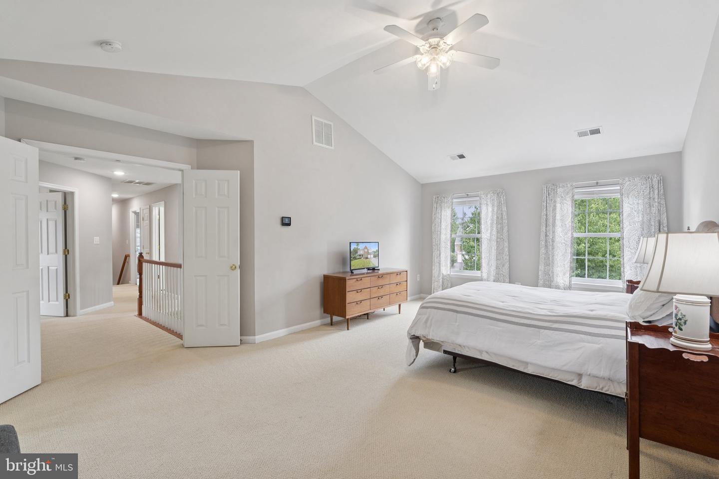 416 FALLS CHAPEL CT, PURCELLVILLE, Virginia 20132, 5 Bedrooms Bedrooms, ,3 BathroomsBathrooms,Residential,For sale,416 FALLS CHAPEL CT,VALO2104038 MLS # VALO2104038