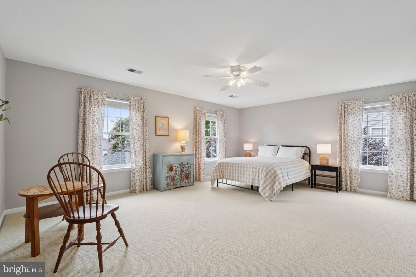 416 FALLS CHAPEL CT, PURCELLVILLE, Virginia 20132, 5 Bedrooms Bedrooms, ,3 BathroomsBathrooms,Residential,For sale,416 FALLS CHAPEL CT,VALO2104038 MLS # VALO2104038