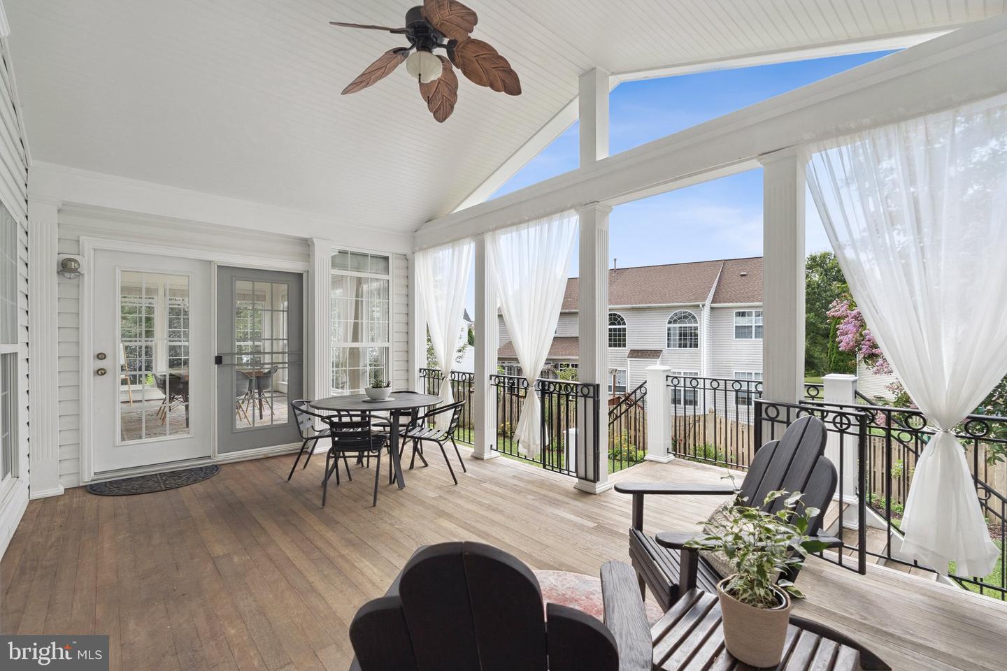 416 FALLS CHAPEL CT, PURCELLVILLE, Virginia 20132, 5 Bedrooms Bedrooms, ,3 BathroomsBathrooms,Residential,For sale,416 FALLS CHAPEL CT,VALO2104038 MLS # VALO2104038