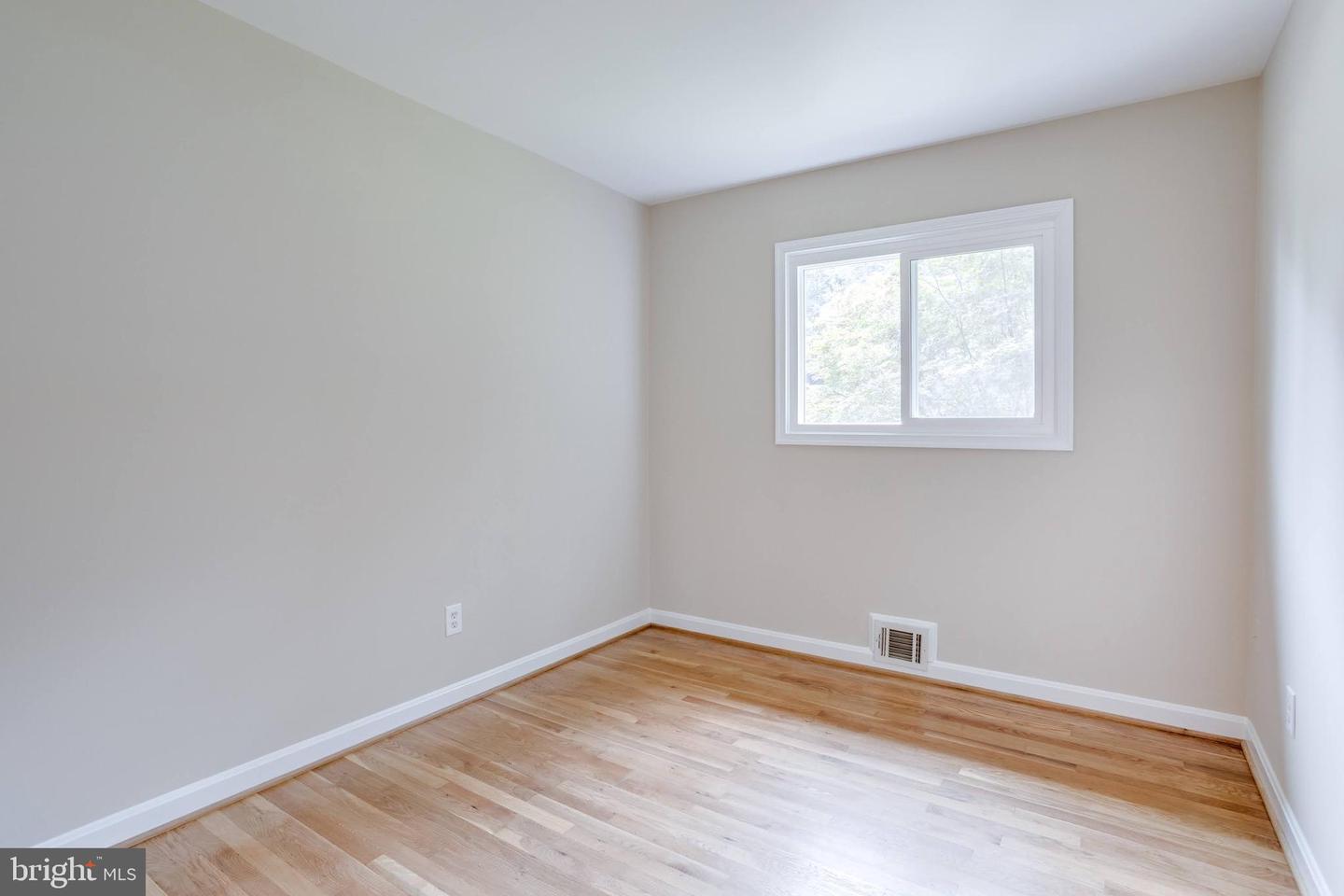 7608 GAYLORD DR, ANNANDALE, Virginia 22003, 3 Bedrooms Bedrooms, ,2 BathroomsBathrooms,Residential,For sale,7608 GAYLORD DR,VAFX2259654 MLS # VAFX2259654