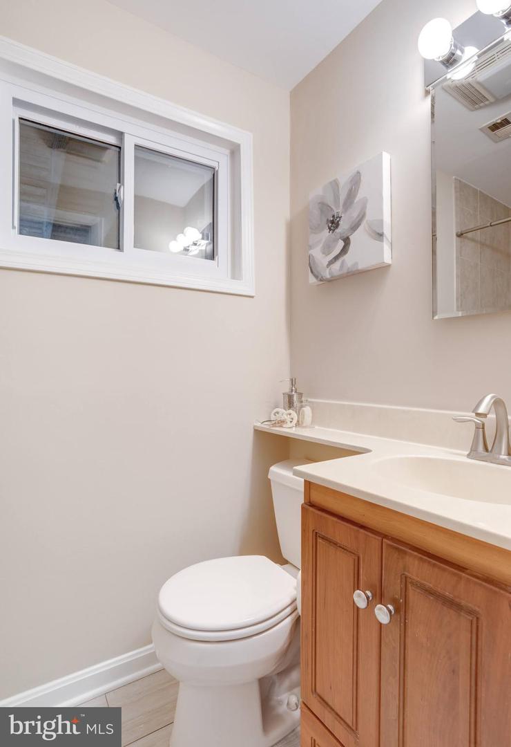 7608 GAYLORD DR, ANNANDALE, Virginia 22003, 3 Bedrooms Bedrooms, ,2 BathroomsBathrooms,Residential,For sale,7608 GAYLORD DR,VAFX2259654 MLS # VAFX2259654