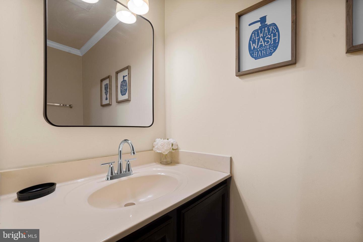2925 AMBERLEIGH WAY, FAIRFAX, Virginia 22031, 3 Bedrooms Bedrooms, ,2 BathroomsBathrooms,Residential,For sale,2925 AMBERLEIGH WAY,VAFX2259750 MLS # VAFX2259750