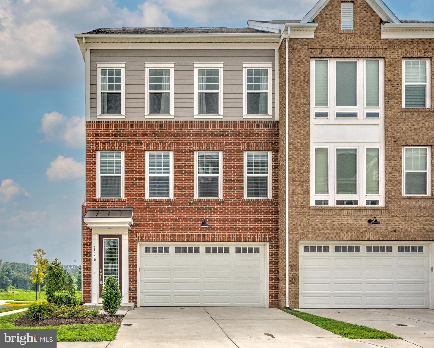 43009 LOST FARM TER, LEESBURG, Virginia 20175, 3 Bedrooms Bedrooms, ,3 BathroomsBathrooms,Residential,For sale,43009 LOST FARM TER,VALO2104070 MLS # VALO2104070