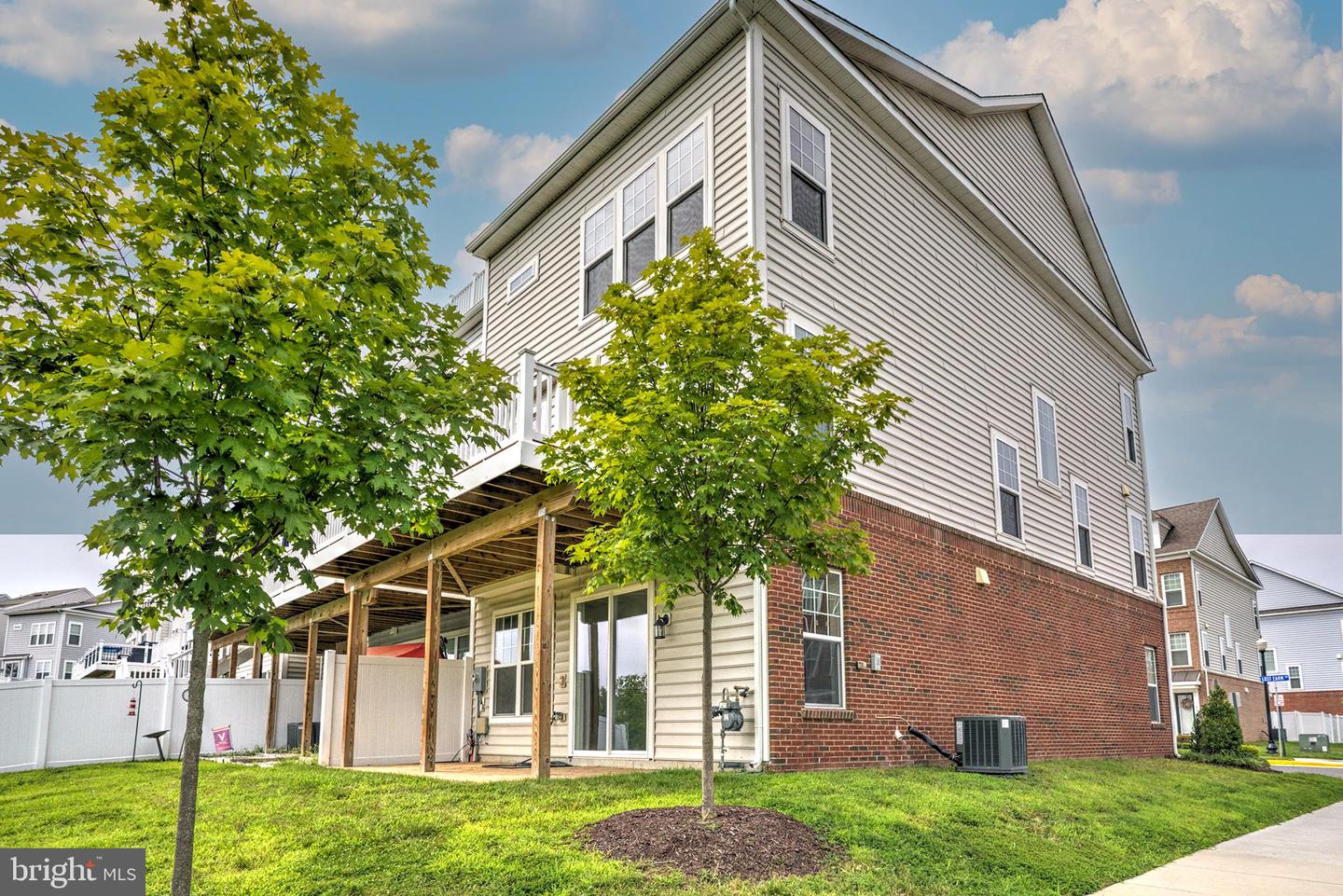 43009 LOST FARM TER, LEESBURG, Virginia 20175, 3 Bedrooms Bedrooms, ,3 BathroomsBathrooms,Residential,For sale,43009 LOST FARM TER,VALO2104070 MLS # VALO2104070