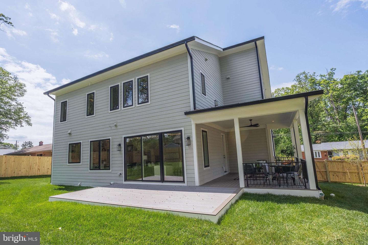 1208 ROSS DR SW, VIENNA, Virginia 22180, 6 Bedrooms Bedrooms, ,6 BathroomsBathrooms,Residential,For sale,1208 ROSS DR SW,VAFX2259866 MLS # VAFX2259866
