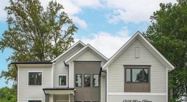 1208 ROSS DR SW, VIENNA, Virginia 22180, 6 Bedrooms Bedrooms, ,6 BathroomsBathrooms,Residential,For sale,1208 ROSS DR SW,VAFX2259866 MLS # VAFX2259866