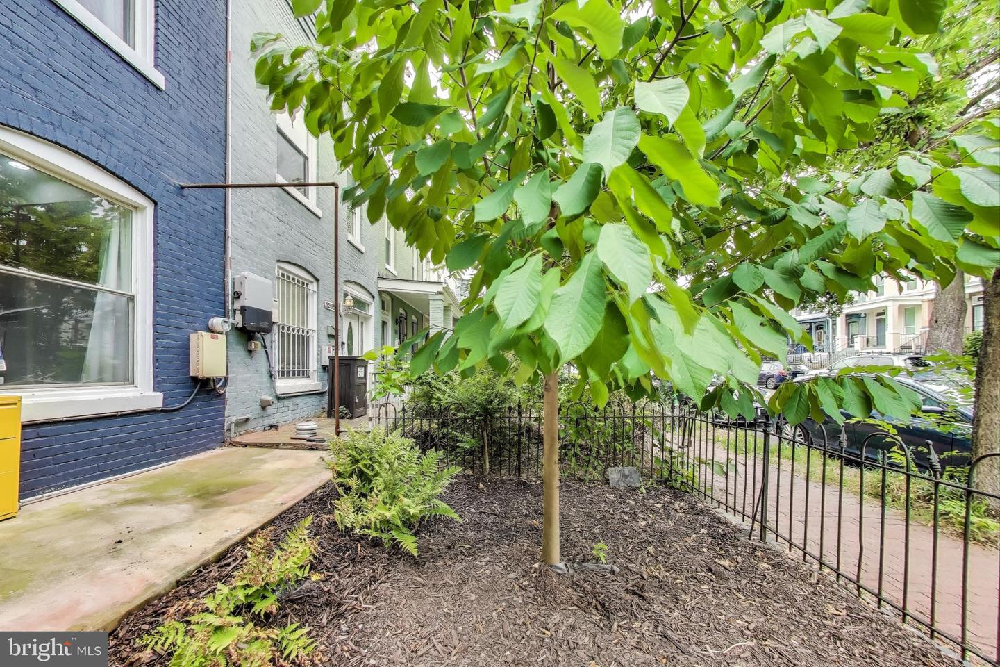 1265 MORSE ST NE, WASHINGTON, District Of Columbia 20002, 3 Bedrooms Bedrooms, ,2 BathroomsBathrooms,Residential,For sale,1265 MORSE ST NE,DCDC2213714 MLS # DCDC2213714 1265 MORSE ST NE, WASHINGTON, District Of Columbia 20002, 3 Bedrooms Bedrooms, ,2 BathroomsBathrooms,Residential,For sale,1265 MORSE ST NE,DCDC2213714 MLS # DCDC2213714