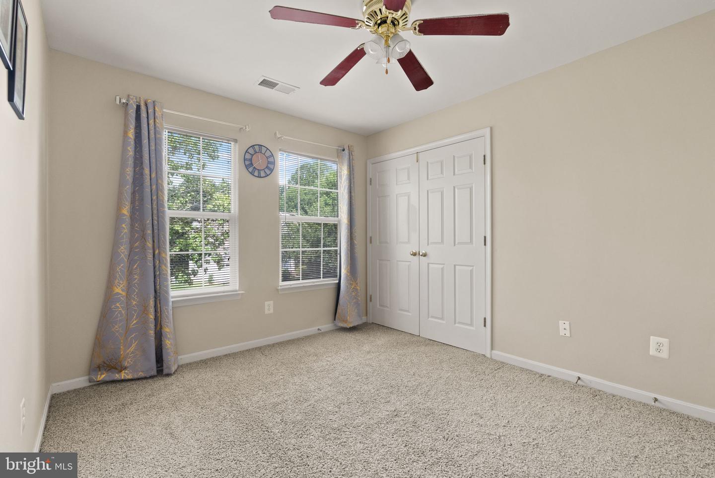 15725 MARBURY HEIGHTS WAY, DUMFRIES, Virginia 22025, 5 Bedrooms Bedrooms, ,3 BathroomsBathrooms,Residential,For sale,15725 MARBURY HEIGHTS WAY,VAPW2100764 MLS # VAPW2100764