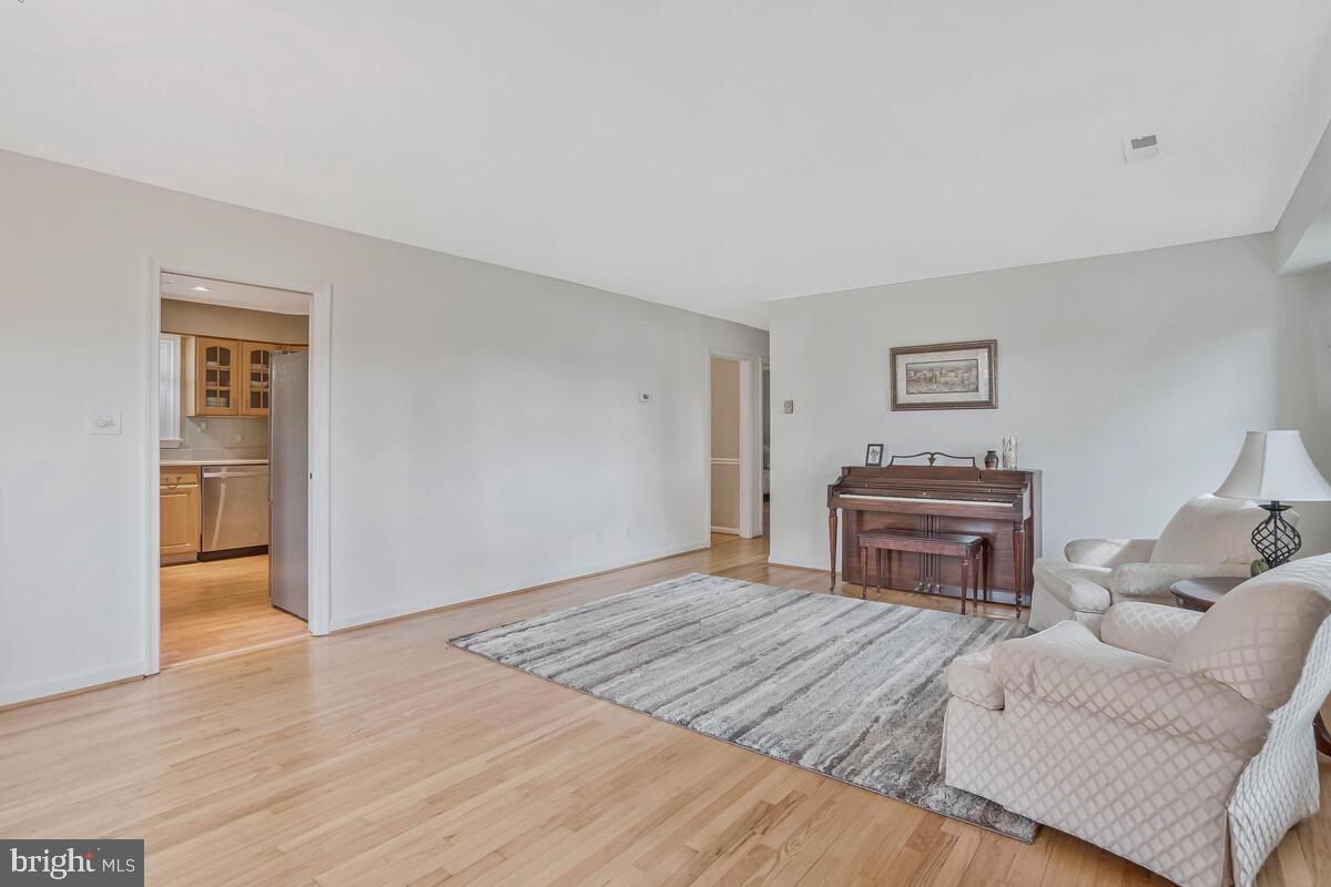 6430 CANNON DR, WARRENTON, Virginia 20187, 4 Bedrooms Bedrooms, ,3 BathroomsBathrooms,Residential,For sale,6430 CANNON DR,VAFQ2017818 MLS # VAFQ2017818