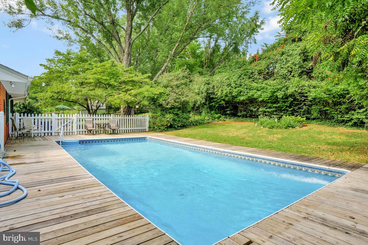 6430 CANNON DR, WARRENTON, Virginia 20187, 4 Bedrooms Bedrooms, ,3 BathroomsBathrooms,Residential,For sale,6430 CANNON DR,VAFQ2017818 MLS # VAFQ2017818