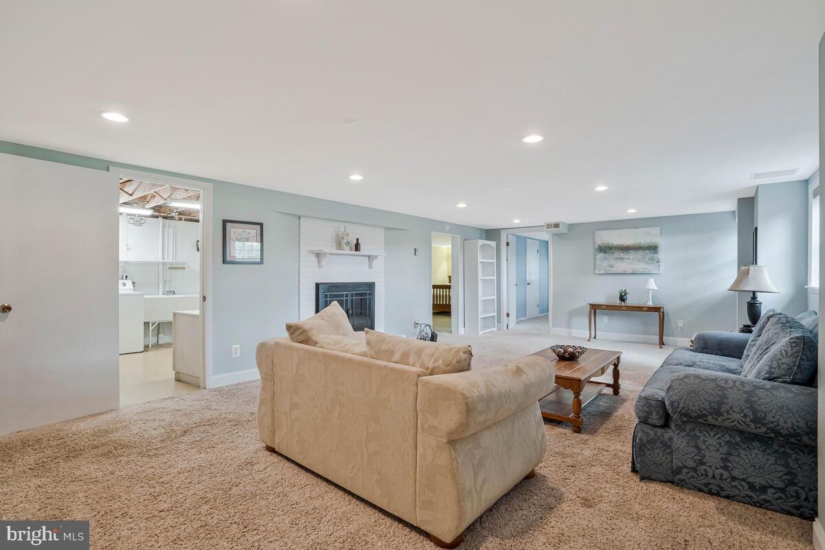 6430 CANNON DR, WARRENTON, Virginia 20187, 4 Bedrooms Bedrooms, ,3 BathroomsBathrooms,Residential,For sale,6430 CANNON DR,VAFQ2017818 MLS # VAFQ2017818