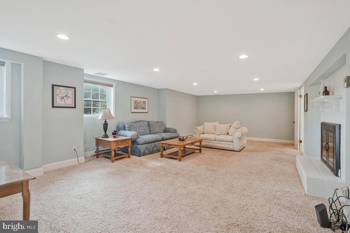 6430 CANNON DR, WARRENTON, Virginia 20187, 4 Bedrooms Bedrooms, ,3 BathroomsBathrooms,Residential,For sale,6430 CANNON DR,VAFQ2017818 MLS # VAFQ2017818