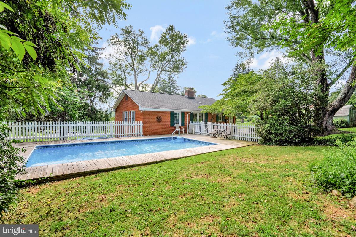 6430 CANNON DR, WARRENTON, Virginia 20187, 4 Bedrooms Bedrooms, ,3 BathroomsBathrooms,Residential,For sale,6430 CANNON DR,VAFQ2017818 MLS # VAFQ2017818
