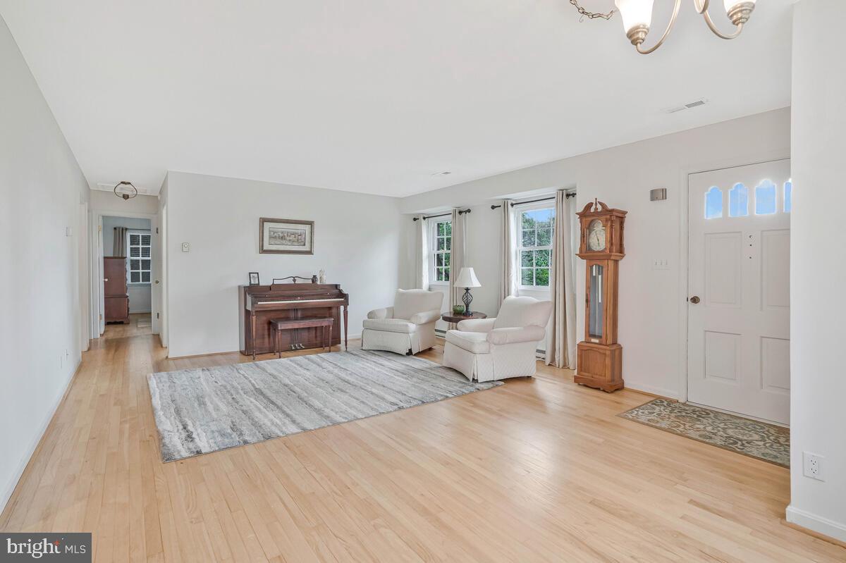 6430 CANNON DR, WARRENTON, Virginia 20187, 4 Bedrooms Bedrooms, ,3 BathroomsBathrooms,Residential,For sale,6430 CANNON DR,VAFQ2017818 MLS # VAFQ2017818