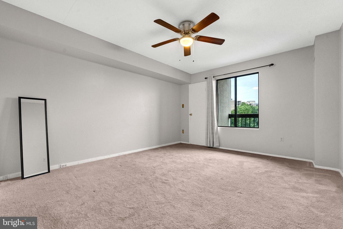 6300 STEVENSON AVE #907, ALEXANDRIA, Virginia 22304, 1 Bedroom Bedrooms, ,1 BathroomBathrooms,Residential,For sale,6300 STEVENSON AVE #907,VAAX2048224 MLS # VAAX2048224