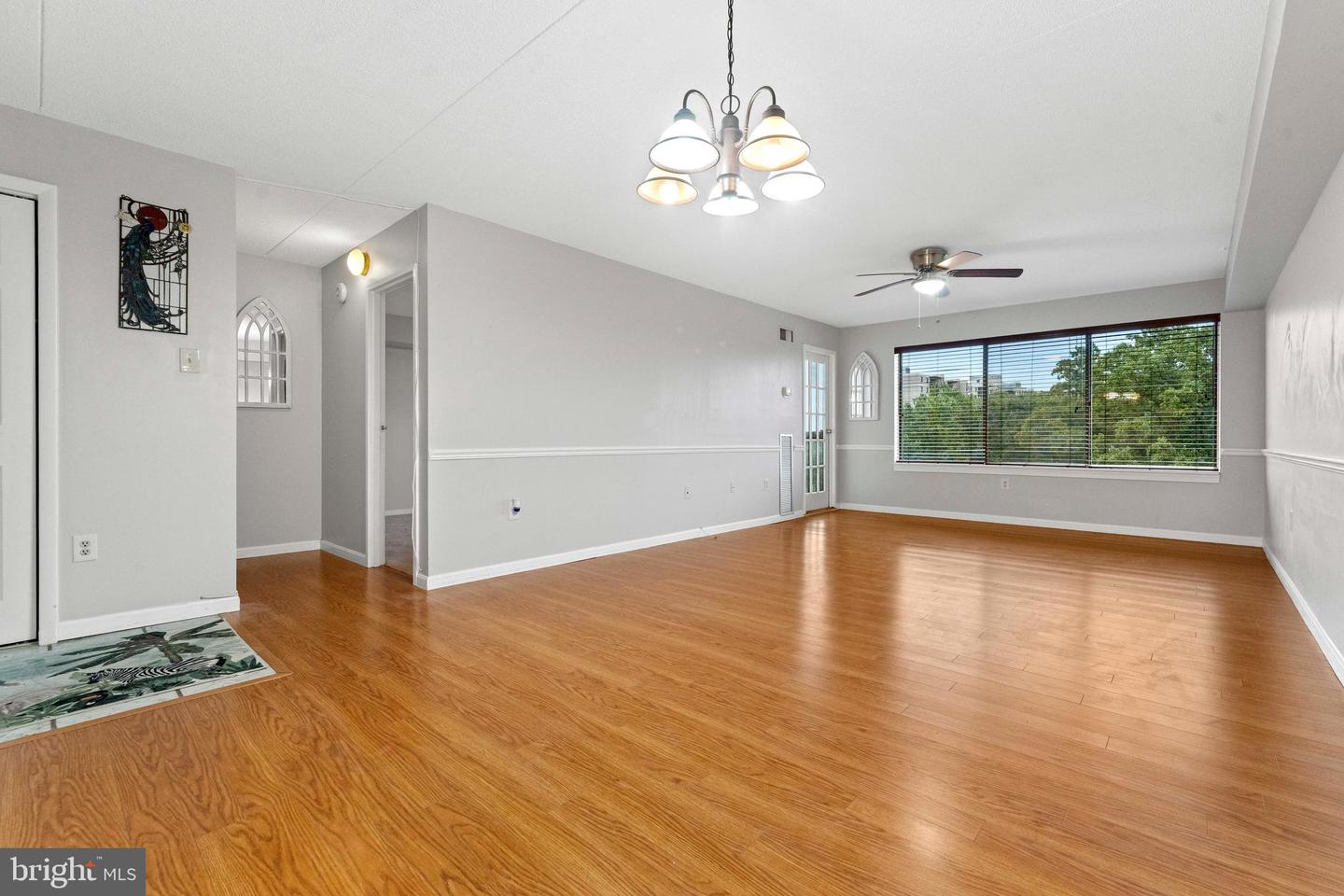 6300 STEVENSON AVE #907, ALEXANDRIA, Virginia 22304, 1 Bedroom Bedrooms, ,1 BathroomBathrooms,Residential,For sale,6300 STEVENSON AVE #907,VAAX2048224 MLS # VAAX2048224