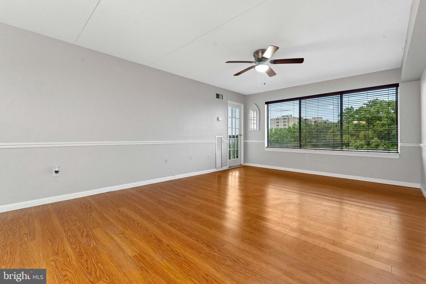 6300 STEVENSON AVE #907, ALEXANDRIA, Virginia 22304, 1 Bedroom Bedrooms, ,1 BathroomBathrooms,Residential,For sale,6300 STEVENSON AVE #907,VAAX2048224 MLS # VAAX2048224