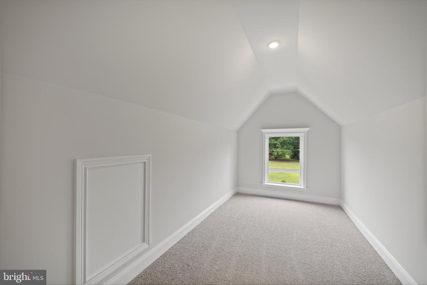 12404 PARKGATE DR, NOKESVILLE, Virginia 20181, 5 Bedrooms Bedrooms, ,6 BathroomsBathrooms,Residential,For sale,12404 PARKGATE DR,VAPW2100774 MLS # VAPW2100774