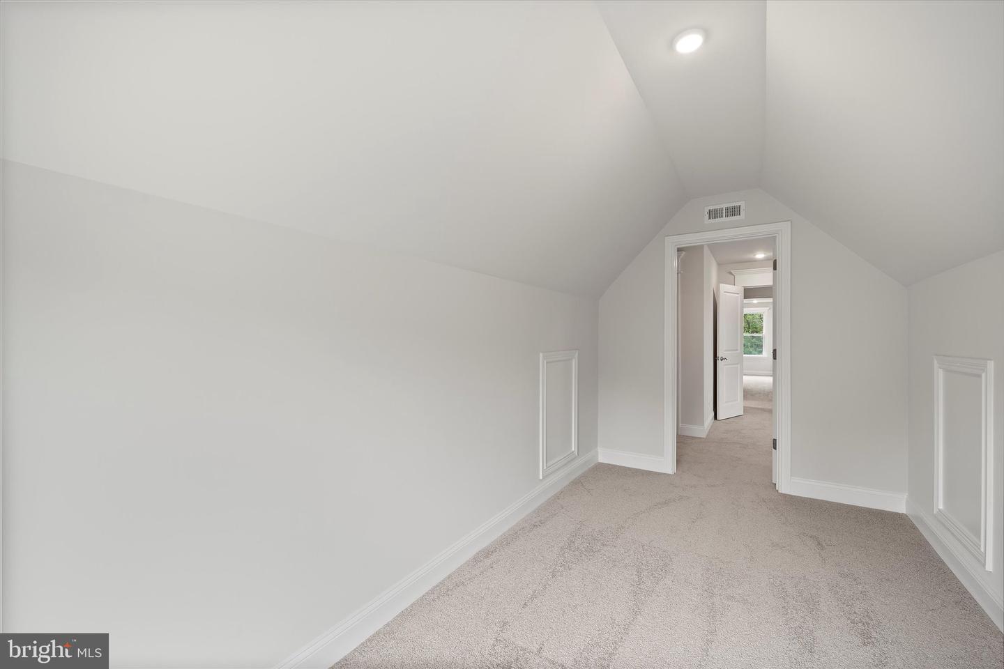 12404 PARKGATE DR, NOKESVILLE, Virginia 20181, 5 Bedrooms Bedrooms, ,6 BathroomsBathrooms,Residential,For sale,12404 PARKGATE DR,VAPW2100774 MLS # VAPW2100774