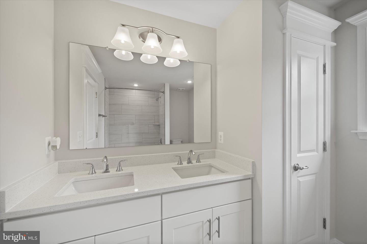 12404 PARKGATE DR, NOKESVILLE, Virginia 20181, 5 Bedrooms Bedrooms, ,6 BathroomsBathrooms,Residential,For sale,12404 PARKGATE DR,VAPW2100774 MLS # VAPW2100774