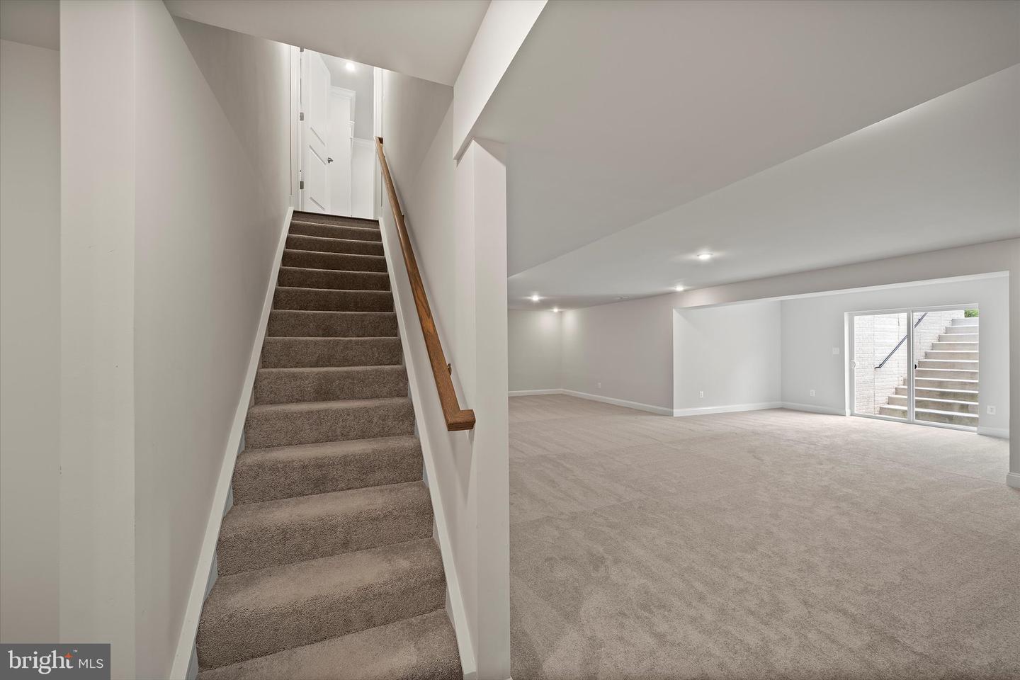 12404 PARKGATE DR, NOKESVILLE, Virginia 20181, 5 Bedrooms Bedrooms, ,6 BathroomsBathrooms,Residential,For sale,12404 PARKGATE DR,VAPW2100774 MLS # VAPW2100774
