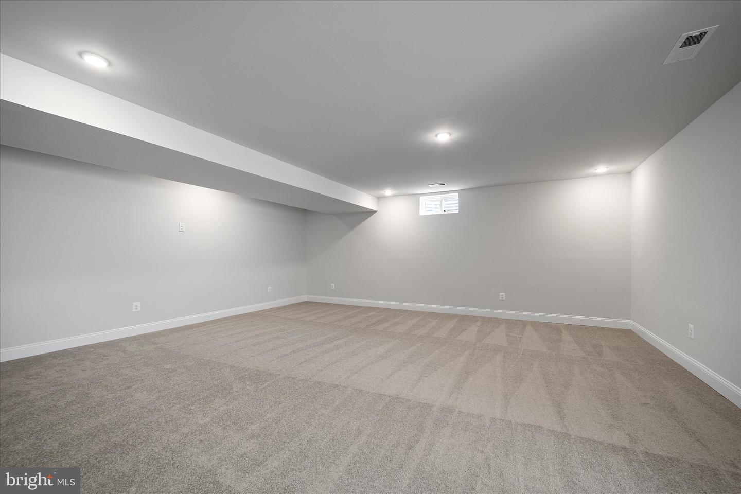 12404 PARKGATE DR, NOKESVILLE, Virginia 20181, 5 Bedrooms Bedrooms, ,6 BathroomsBathrooms,Residential,For sale,12404 PARKGATE DR,VAPW2100774 MLS # VAPW2100774
