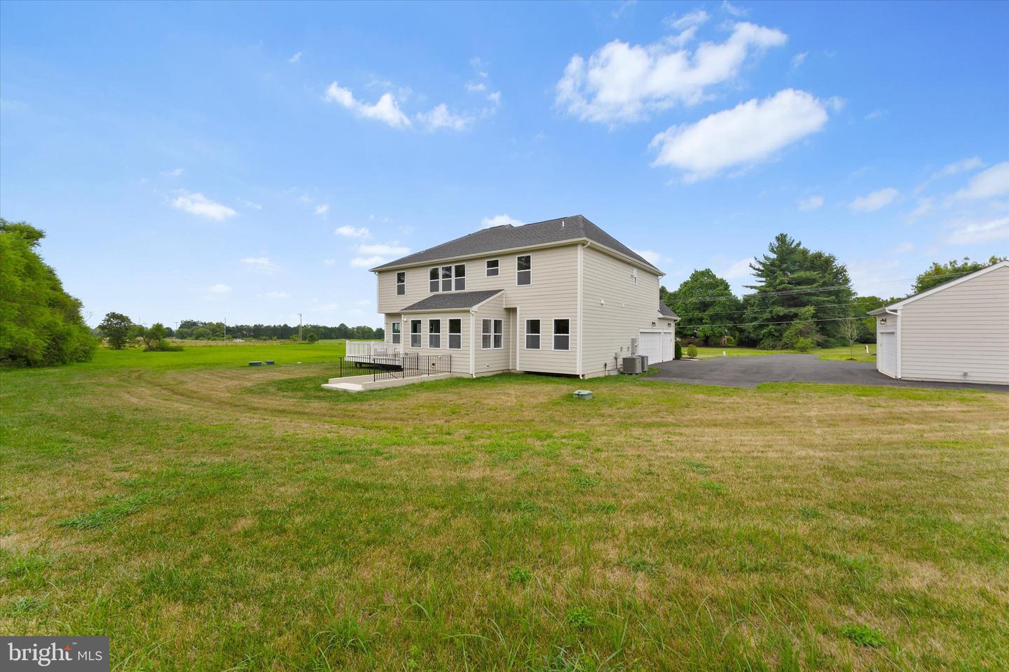 12404 PARKGATE DR, NOKESVILLE, Virginia 20181, 5 Bedrooms Bedrooms, ,6 BathroomsBathrooms,Residential,For sale,12404 PARKGATE DR,VAPW2100774 MLS # VAPW2100774