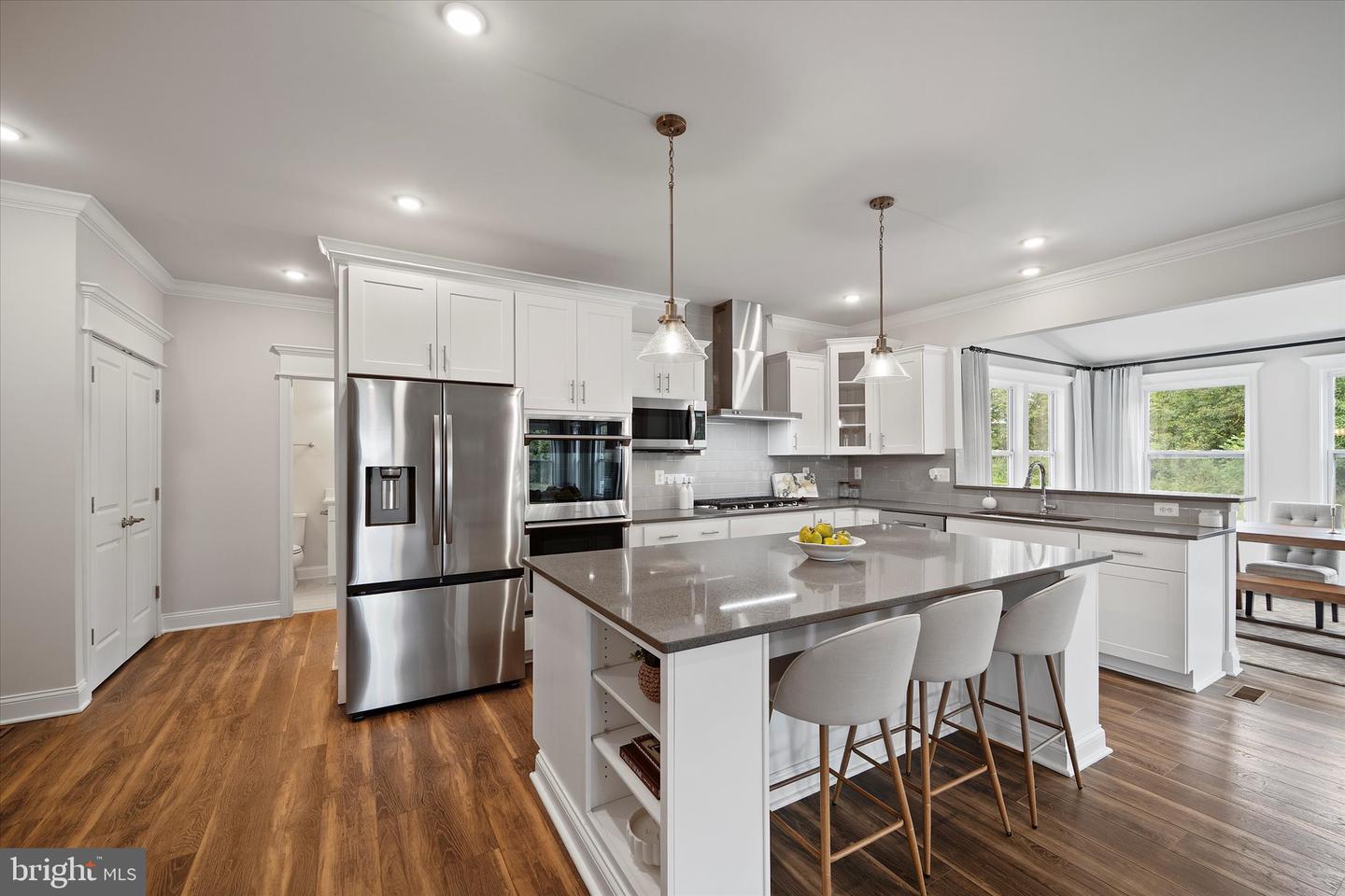12404 PARKGATE DR, NOKESVILLE, Virginia 20181, 5 Bedrooms Bedrooms, ,6 BathroomsBathrooms,Residential,For sale,12404 PARKGATE DR,VAPW2100774 MLS # VAPW2100774