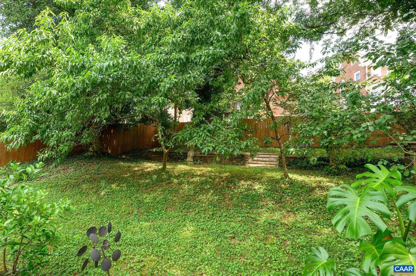 606 MCINTIRE RD, CHARLOTTESVILLE, Virginia 22902, 2 Bedrooms Bedrooms, ,1 BathroomBathrooms,Residential,For sale,606 MCINTIRE RD,667479 MLS # 667479