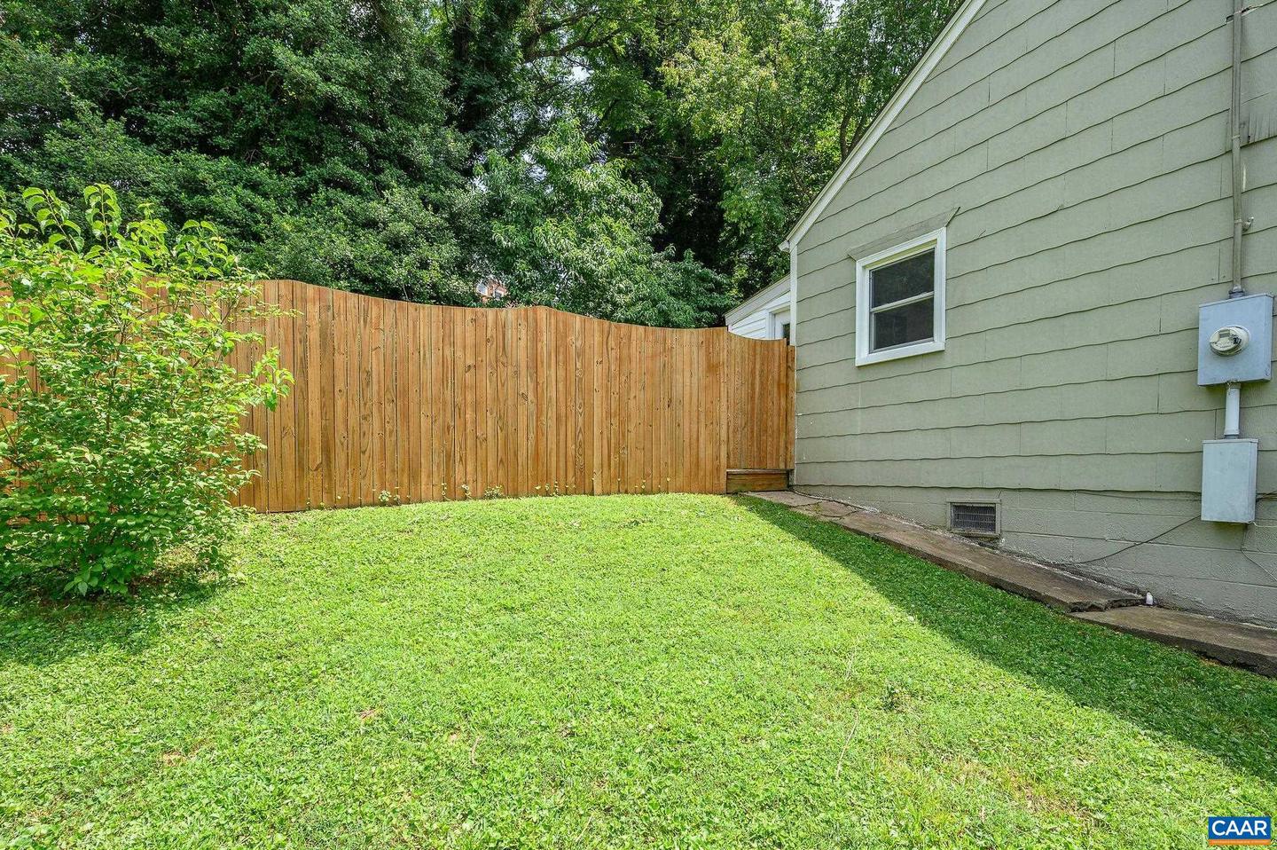 606 MCINTIRE RD, CHARLOTTESVILLE, Virginia 22902, 2 Bedrooms Bedrooms, ,1 BathroomBathrooms,Residential,For sale,606 MCINTIRE RD,667479 MLS # 667479