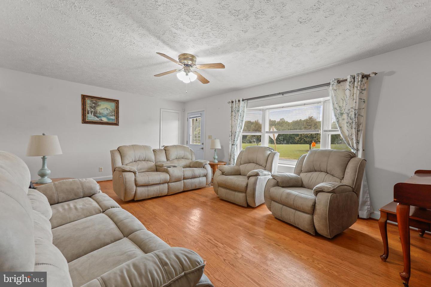 8043 CHANCELLOR RD, FREDERICKSBURG, Virginia 22407, 5 Bedrooms Bedrooms, 13 Rooms Rooms,5 BathroomsBathrooms,Residential,For sale,8043 CHANCELLOR RD,VASP2035244 MLS # VASP2035244