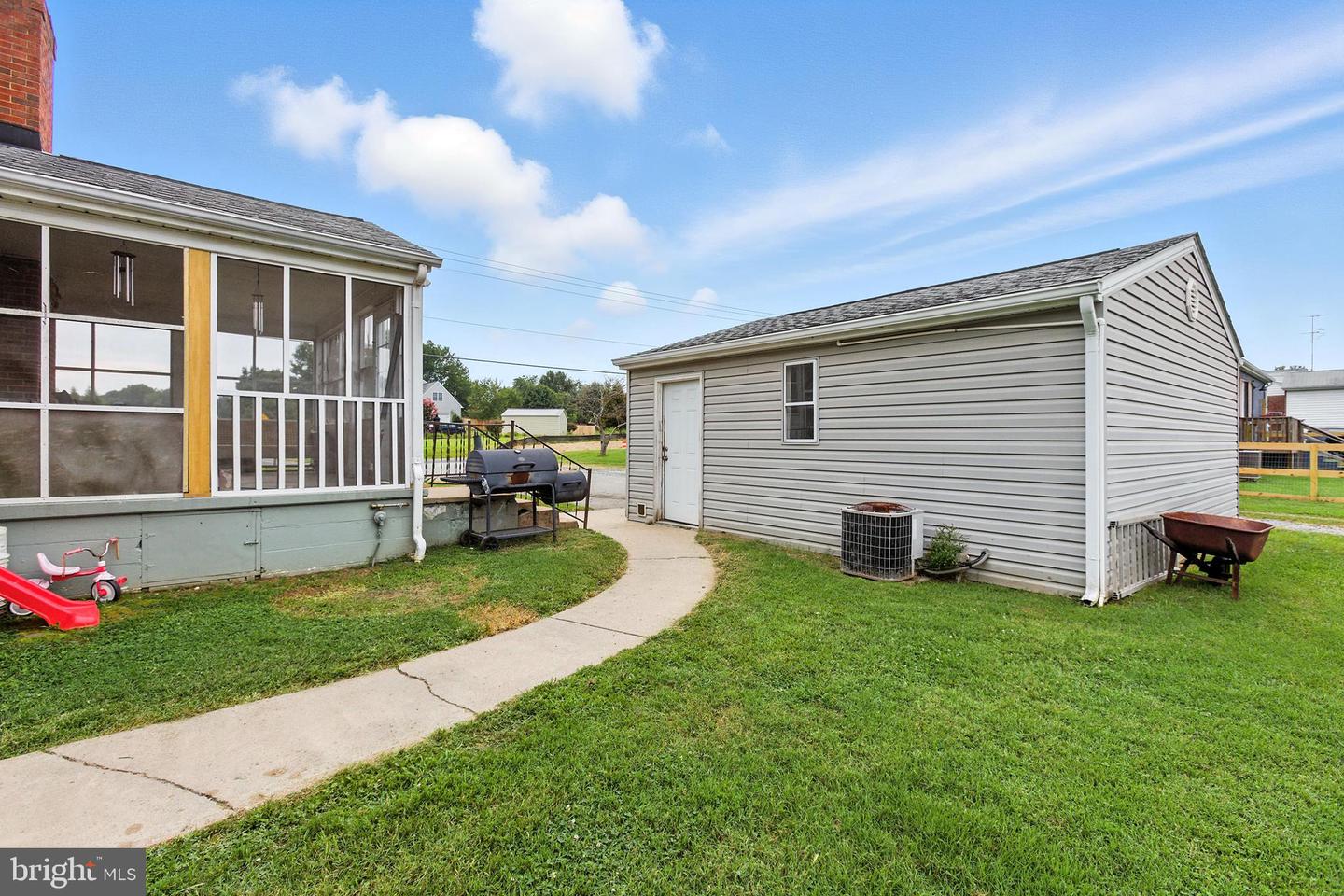 8043 CHANCELLOR RD, FREDERICKSBURG, Virginia 22407, 5 Bedrooms Bedrooms, 13 Rooms Rooms,5 BathroomsBathrooms,Residential,For sale,8043 CHANCELLOR RD,VASP2035244 MLS # VASP2035244
