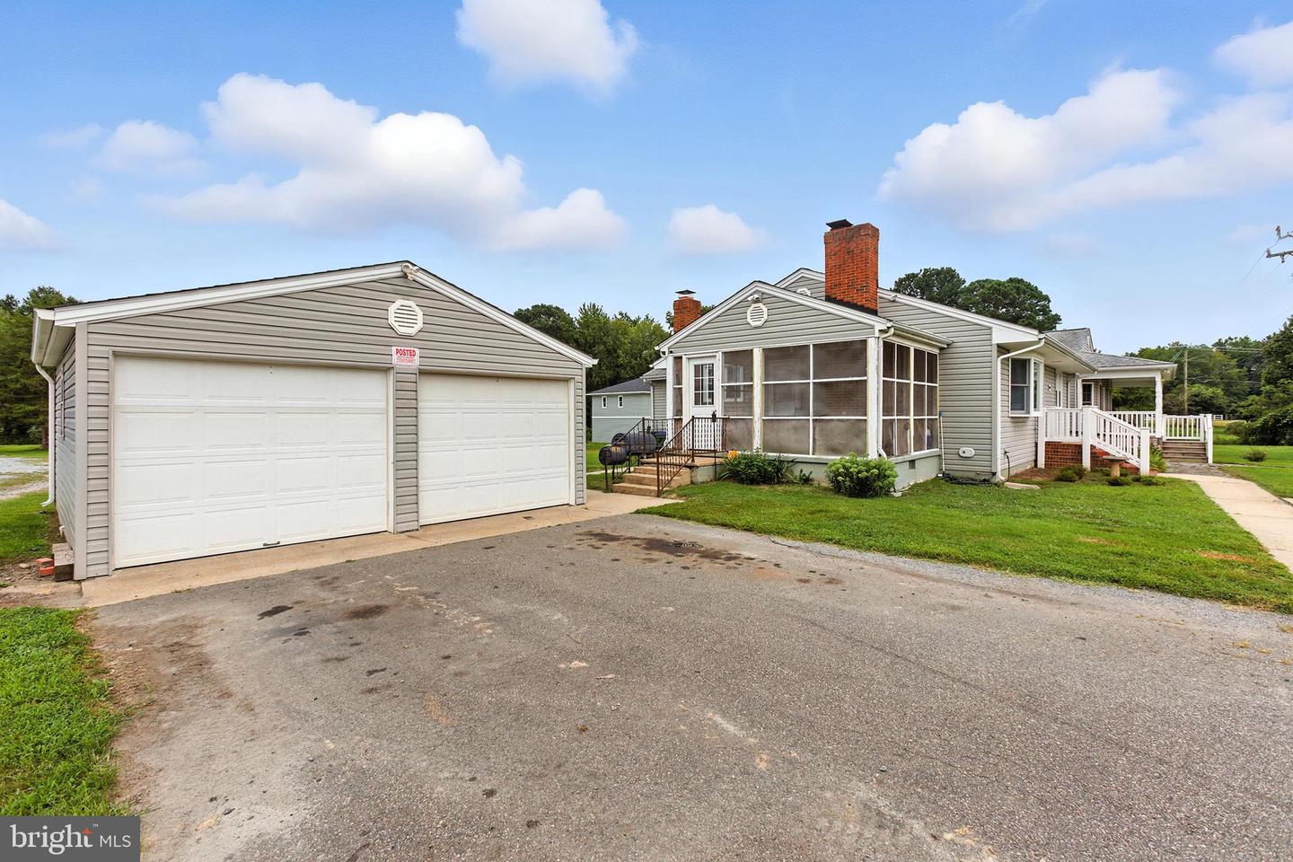 8043 CHANCELLOR RD, FREDERICKSBURG, Virginia 22407, 5 Bedrooms Bedrooms, 13 Rooms Rooms,5 BathroomsBathrooms,Residential,For sale,8043 CHANCELLOR RD,VASP2035244 MLS # VASP2035244