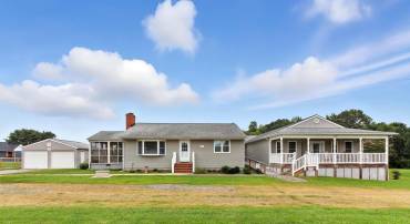 8043 CHANCELLOR RD, FREDERICKSBURG, Virginia 22407, 5 Bedrooms Bedrooms, 13 Rooms Rooms,5 BathroomsBathrooms,Residential,For sale,8043 CHANCELLOR RD,VASP2035244 MLS # VASP2035244
