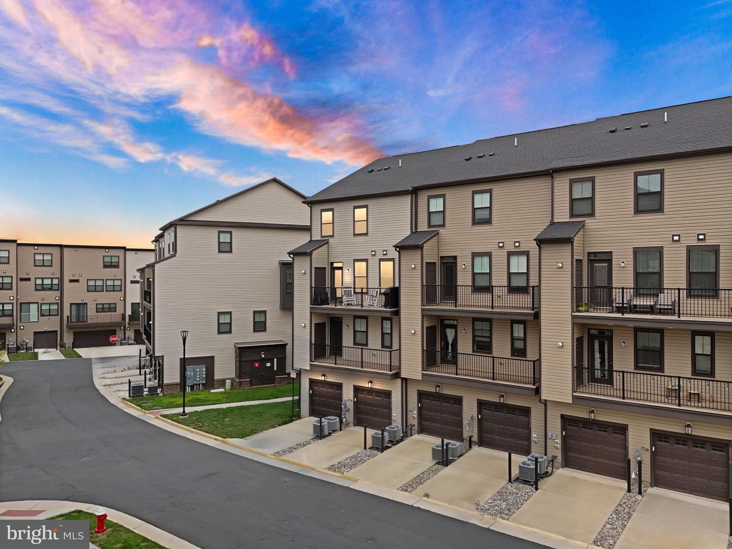 22506 WILSON VIEW TER, ASHBURN, Virginia 20148, 3 Bedrooms Bedrooms, ,2 BathroomsBathrooms,Residential,For sale,22506 WILSON VIEW TER,VALO2104010 MLS # VALO2104010