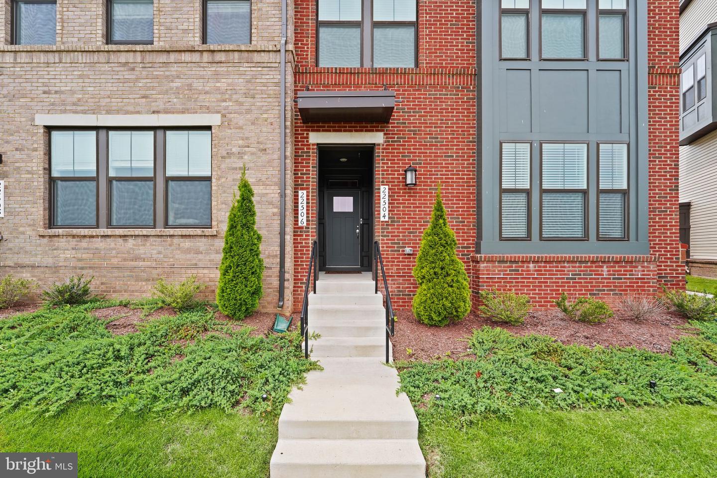 22506 WILSON VIEW TER, ASHBURN, Virginia 20148, 3 Bedrooms Bedrooms, ,2 BathroomsBathrooms,Residential,For sale,22506 WILSON VIEW TER,VALO2104010 MLS # VALO2104010