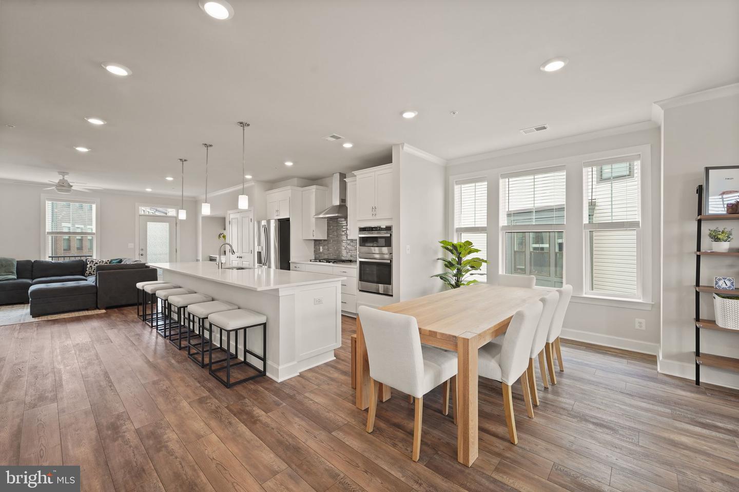 22506 WILSON VIEW TER, ASHBURN, Virginia 20148, 3 Bedrooms Bedrooms, ,2 BathroomsBathrooms,Residential,For sale,22506 WILSON VIEW TER,VALO2104010 MLS # VALO2104010