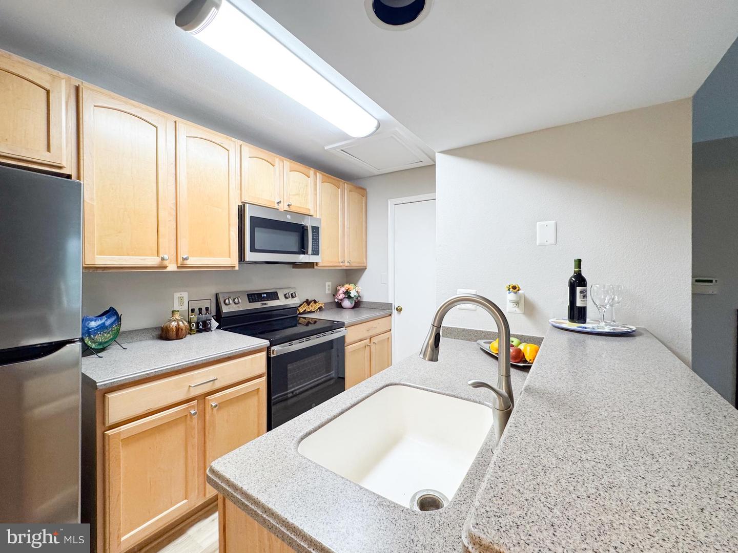 12159 PENDERVIEW TER #931, FAIRFAX, Virginia 22033, 1 Bedroom Bedrooms, ,1 BathroomBathrooms,Residential,For sale,12159 PENDERVIEW TER #931,VAFX2259652 MLS # VAFX2259652