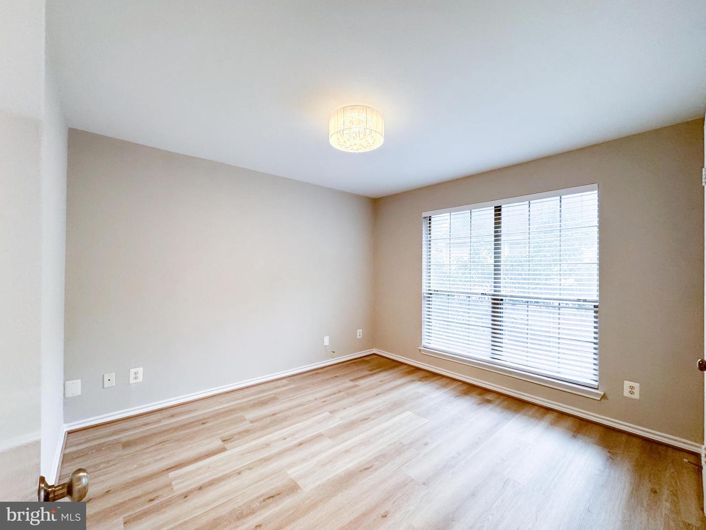 12159 PENDERVIEW TER #931, FAIRFAX, Virginia 22033, 1 Bedroom Bedrooms, ,1 BathroomBathrooms,Residential,For sale,12159 PENDERVIEW TER #931,VAFX2259652 MLS # VAFX2259652