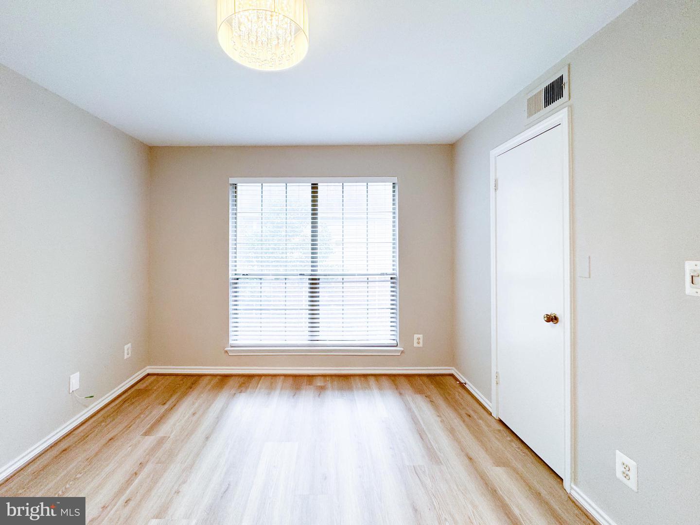 12159 PENDERVIEW TER #931, FAIRFAX, Virginia 22033, 1 Bedroom Bedrooms, ,1 BathroomBathrooms,Residential,For sale,12159 PENDERVIEW TER #931,VAFX2259652 MLS # VAFX2259652