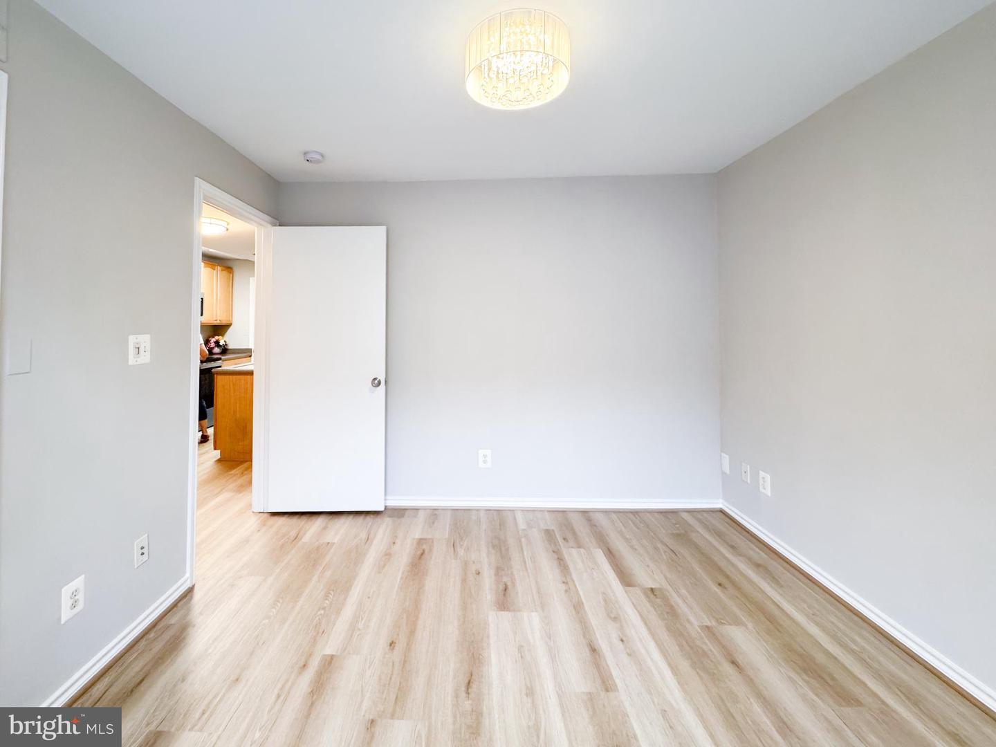 12159 PENDERVIEW TER #931, FAIRFAX, Virginia 22033, 1 Bedroom Bedrooms, ,1 BathroomBathrooms,Residential,For sale,12159 PENDERVIEW TER #931,VAFX2259652 MLS # VAFX2259652