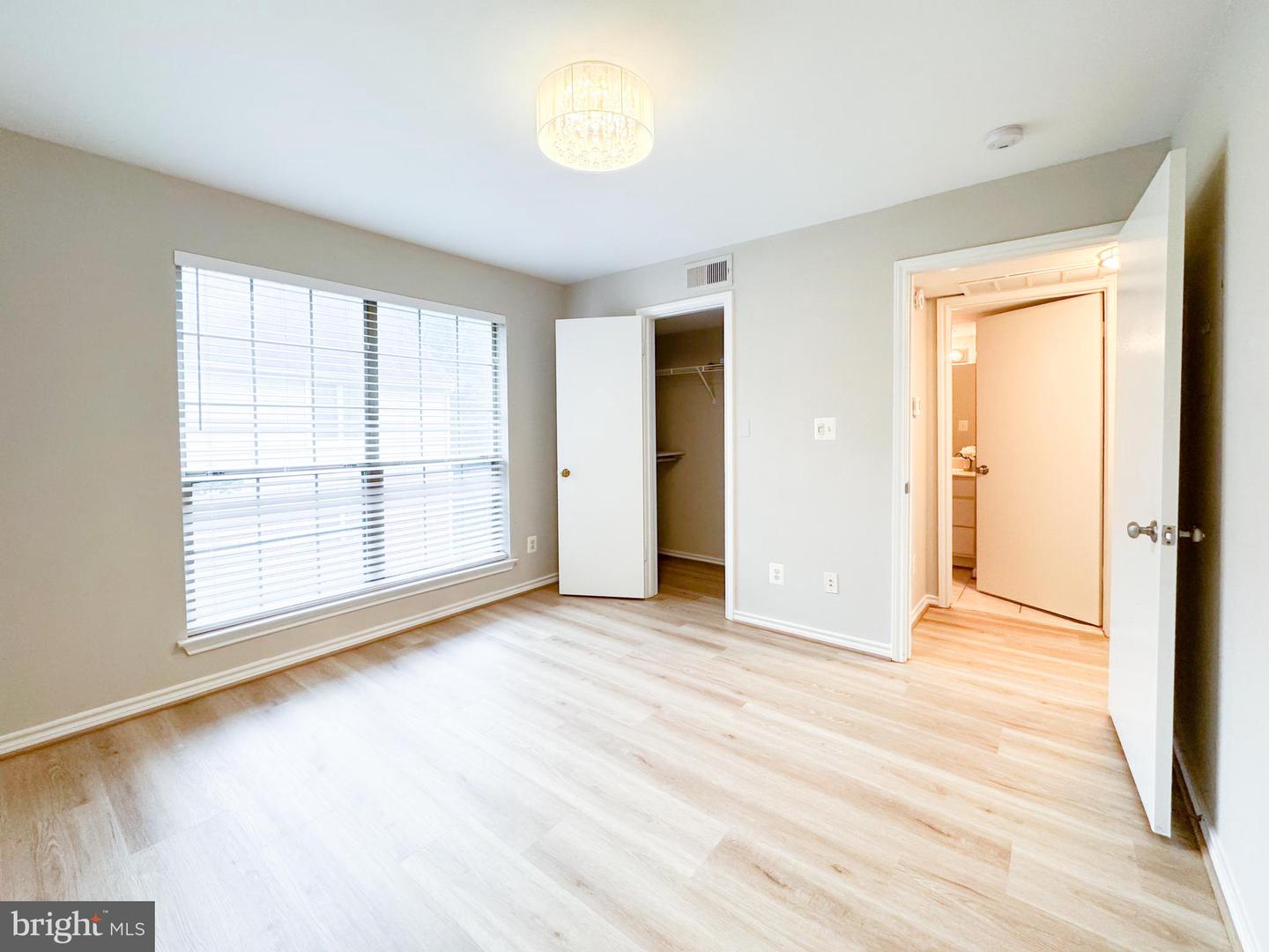 12159 PENDERVIEW TER #931, FAIRFAX, Virginia 22033, 1 Bedroom Bedrooms, ,1 BathroomBathrooms,Residential,For sale,12159 PENDERVIEW TER #931,VAFX2259652 MLS # VAFX2259652